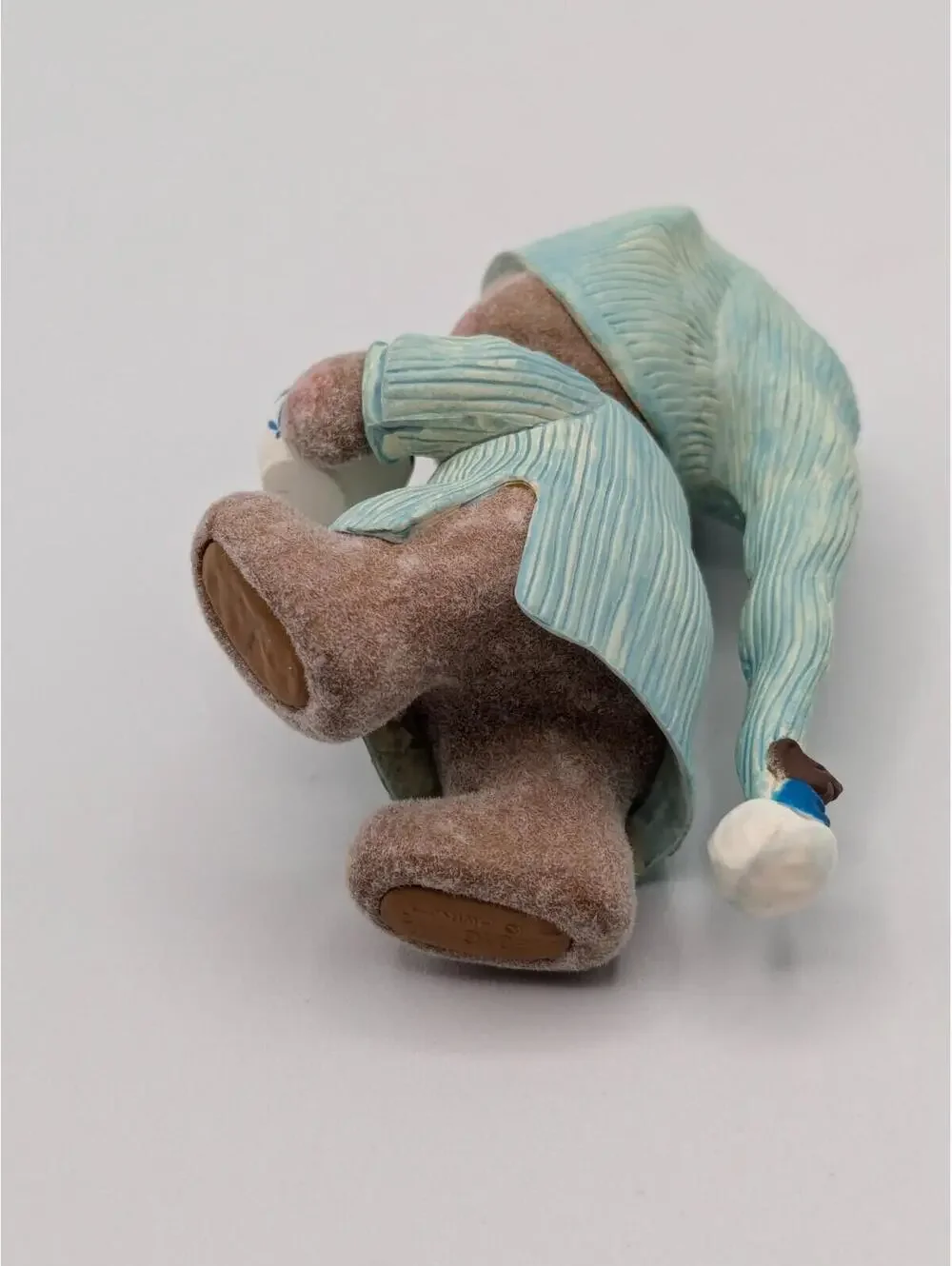 Hallmark Keepsake Comfy and Cozy 2016, 2nd in the Mary Hamilton's Bears Series